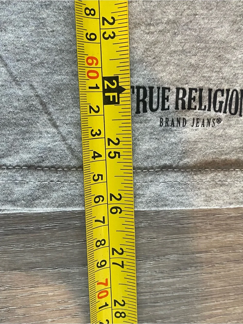 True Religion Men’s Gray Crew Neck T-Shirt Medium Horseshoe Logo Tee